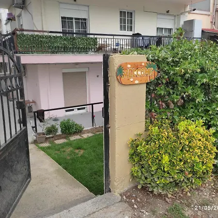 Apartment Olivia - Melina's Near The Sea *