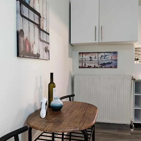 Olivia - Melina's Near The Sea Apartment *