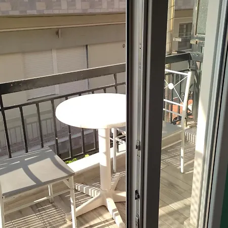 Apartment Olivia - Melina's Near The Sea *
